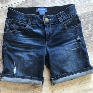 Democracy jeans shorts from stitch fit size 6